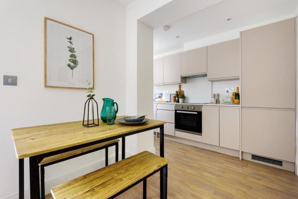 Amazing 3 Bed Interior Designed House With Garden - 114 The Hervey Londres Extérieur photo