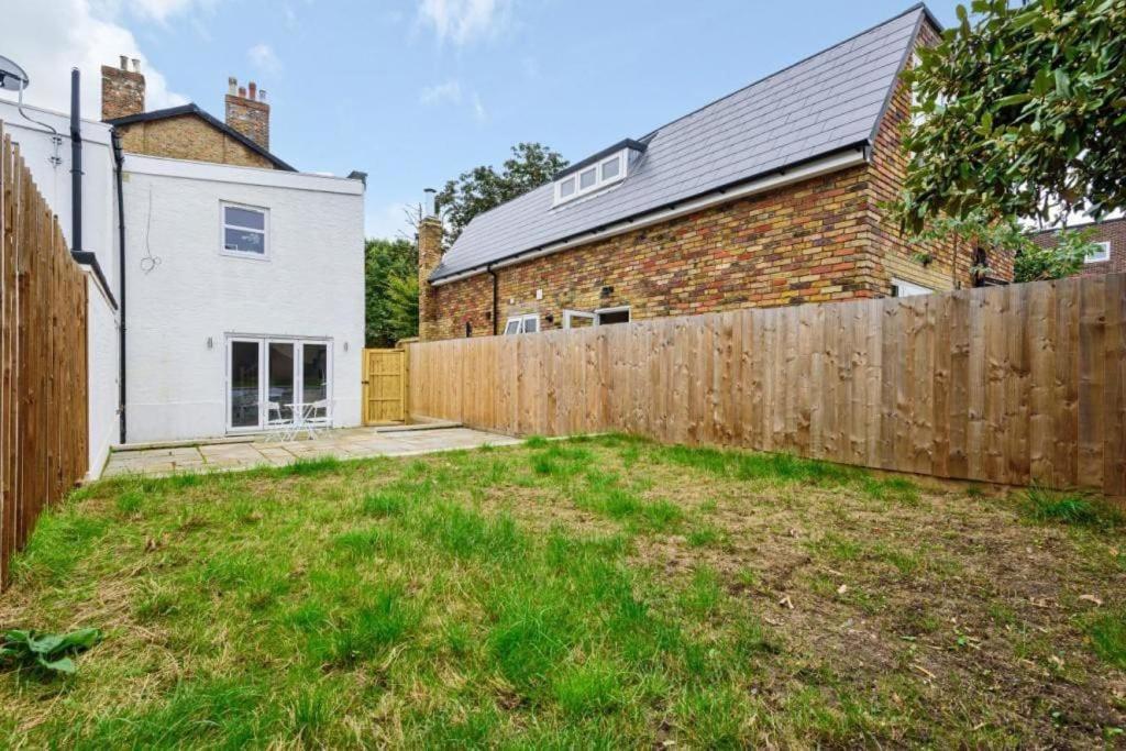 Amazing 3 Bed Interior Designed House With Garden - 114 The Hervey Londres Extérieur photo